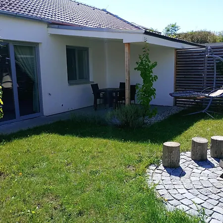 Na Domecku Valtice Villa Exterior photo